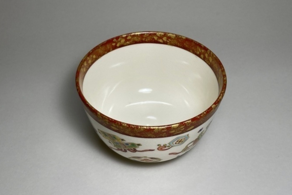 Matcha Bowl – Takara-zukushi (Treasure Motif) by Ryōsai