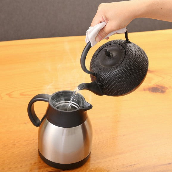 Nanbu Tekki Handcrafted Cast Iron Kettle - Round Arare Pattern 1.2L | Traditional Japanese Ironware