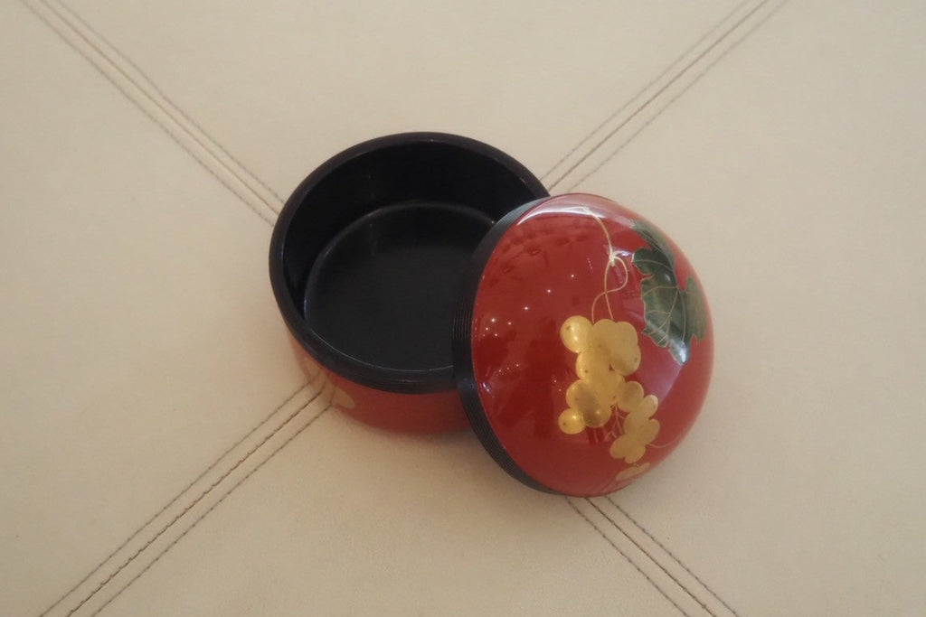 Lacquer Box – Crimson Grape Motif