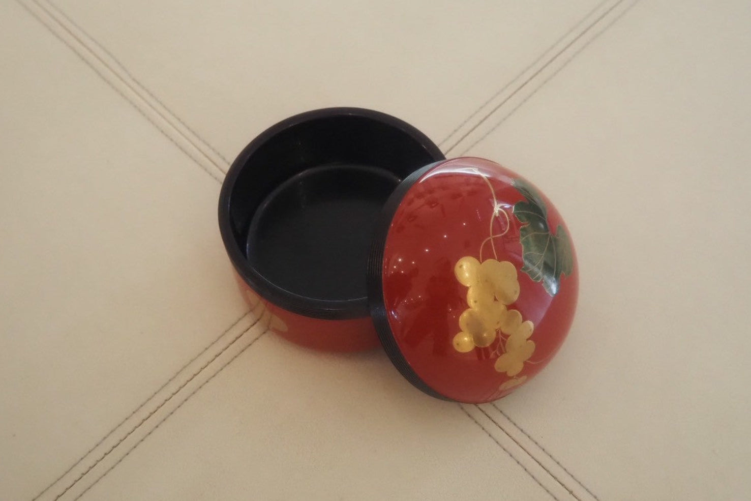 Lacquer Box – Crimson Grape Motif