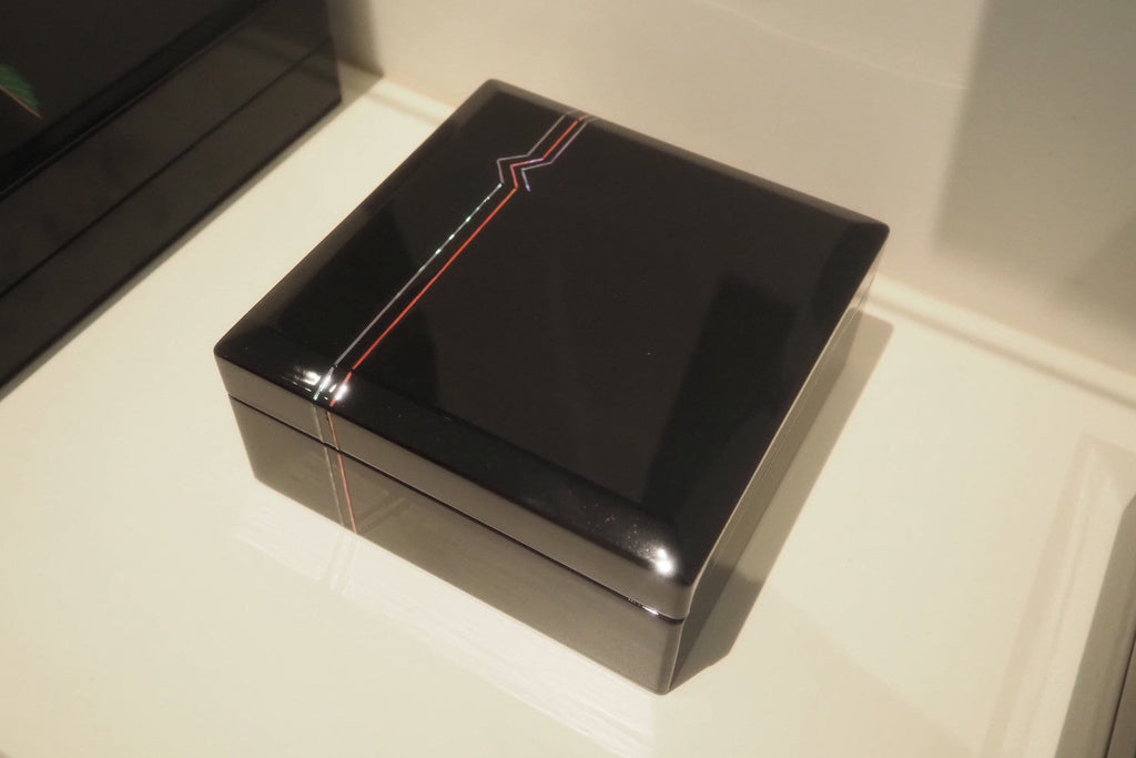 Lacquered Storage Box – Line