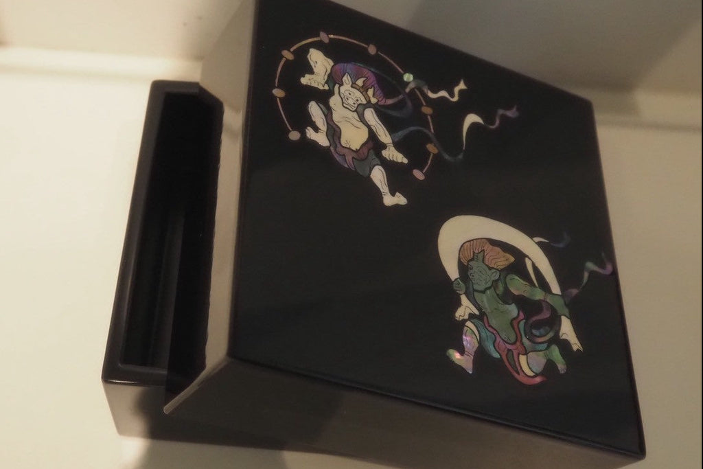 Storage Box – Fujin & Raijin with Mother-of-Pearl Inlay