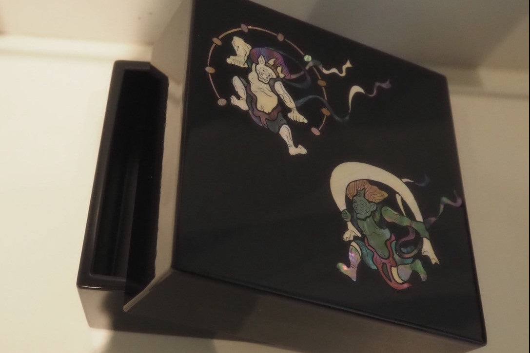 Storage Box – Fujin & Raijin with Mother-of-Pearl Inlay