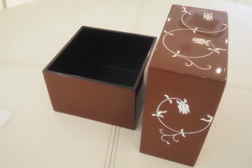 Decorative Box – Vermilion Karakusa
